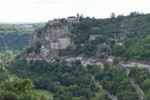 Rocamadour, un poble típic de l'edat mitjana: a dalt el castell, al mig el monestir i a baix el poble.