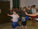 Danse tahitienne avec les filles!