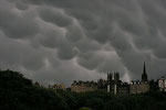 Sackförmige Wolken "Mammatus" über Edinburgh