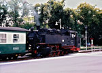 99 731 noch ohne Rauchkammerzentralverschluss auf dem Bahnhofsvorplatz in Zittau (2002)