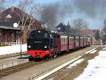 99 2323-6 bei der Einfahrt in den Bf Kühlungsborn Ost © Maurice Ansorge