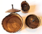 Naturranddosen, Robinie-Maser mit Schwarznussdeckel, ab CHF 70.00