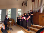 2011 / Frauenchor beim Gottesdienst in der Kirche zur Heiligsten Dreieinigkeit Halle / Foto: privat
