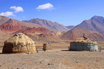 Kirgisen-Jurten im Psaret Tal am Gumbez kol, Pamir, Tadschikistan