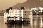 Udaipur: Lake Palace Hotel, ehemaliger Maharadscha-Palast