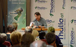 Joesi Prokopetz präsentiert bei Thalia sein neues Buch mit dem Titel "So weit. So komisch"