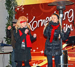 Gospelduo Joy am Korneuburger Adventmarkt