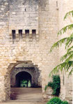 une porte de la bastide d'Eymet