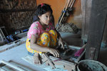 Fabrication artisanale de bâtons d'encens, Mynamar
