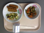 サンマの胡麻揚げ、ゴボウのおかか煮、ビーンズサラダ