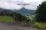 VELO LIBERTE. Chaque adhérent peut rouler en dehors du club mais aussi  proposer une sortie qui lui plait selon ses horaires et parcours. Ici sortie au Cormet de Roselend pour l’étape du Dauphiné