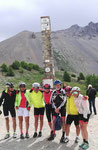 Juin 2021 : Route des Grandes Alpes, périple de 9 jours de Thonon à Nice, au départ groupe de 9 cyclistes dont un VAE. Ici aupassage du col de l'Izoard. Groupe réduit à 8 suite à abandon sur blessure