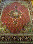 TABRIZ　FISH　ドザールサイズ ﾏﾗﾗﾝ　GHAREBAGHI工房 赤 レッド ﾍﾞｰｼﾞｭ 濃紺  マヒ柄