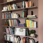 Rohrregal für Bücher selber bauen