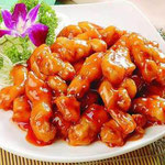 45糖醋里脊 Tang Cu Li Ji---13.50 Schweinefleischstreifen in süß-sauer Sauce mit Sesam bestreut 