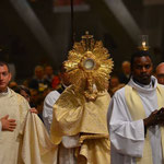 Adorazione Eucaristica in Basilica Pio X