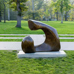 Aufstellung der Skulptur „C“ im Park Jostensbusch in Neuss im Juni 2020