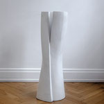 DAMA 2026 Gips 80 (h) x 27 (b) x 26 (t) cm - Unikat 