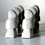 Schweigen - 2009 - Steinguss - je 18 (h) x 9 (b) x 7 (t) cm - Ansicht 1
