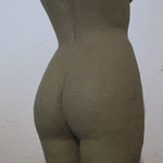 callipyge anadyomène  (gros cul sortant de l'eau) sculpture argile 2013
