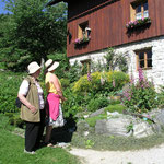 Der Bad Ausseer Alpengarten beherbergt auf 12.000 m² ca. 2000 Arten von Alpenpflanzen, Stauden und Gehölzen sowie pflanzliche Raritäten aus aller Welt.