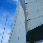 Bald geht es unter herrlichem Segeln mit 5.2Kn Speed... 