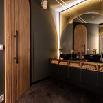 Toiletten in Clubatmosphäre im Salon MEHLFELD in Bad Schwartau