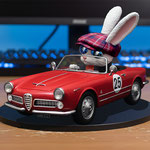 Alfa 2000 》 常識越え画期的アイデア閃く、感心されても受諾されず。 美しくシンプル無駄のないイタリア名車。当初は未来的デザインが先進過ぎと不評、60年経て“走れる美術品”と称された。 時代に拒まれても、先の未来を見たくないかい?