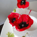 Poppys made of gumpaste by Floralilie