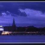 Kieler Rathaus bei Nacht