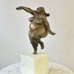 tanzende Venus - 19 x 13 x 15 cm; 1.900 € (limitiert)