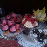 Requisite - Kuchenbuffet " Amadeus " Burgfestspiele Jagsthausen