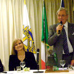 Il presidente dott. Andrea Nascani, presenta la dott.ssa Anna De Santis.