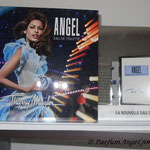 Présentoir Angel La nouvelle Eau de toilette Angel [Recto] (2011)