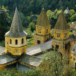 vue aérienne de l'Abbatiale de Ste Foix de Conques
