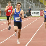 Jannik beim 400m Lauf am ersten Wettkampftag