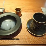 ゼンカフェ（写真はくず餅、冷やししるこもお勧め）