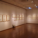 八ケ岳館の展示室。天井も高くゆったりした空気が流れています