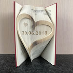 gefaltetes Buch, Herz, Hochzeit, Datum