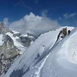 Me on the steep ridge. Glad to walk in a track with Wellenkuppe and Zinalrothorn in the back.