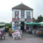 Bénouville le café Gondrée