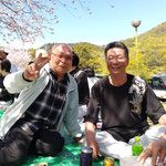 朝早くから、場所取りされたそうです。