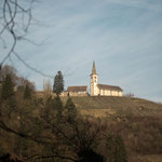 10. Etappe - Berg a. Irchel, Blick zur Kirche Buchberg/Rüdlingen