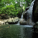 Agua Caliente - heisses Wasser fliesst über die Felsen in einen kühleren Pool. Super!