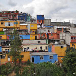 Dieses Wohngebiet in Guatemala City erinnerte uns an Guanajuato in Mexiko.