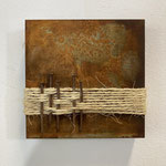 "Verstrickt in Widersprüche" | Holz, Rost, Kordel, Nägel | 15 x 15 cm