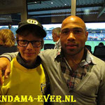 Supporter Thomas op de foto met Cijntje