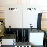 PLV FRED lunettes distributeurs 
