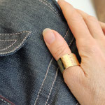 14kt gehamerd gouden ring