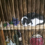 Heizkörper mit Katze und Maus